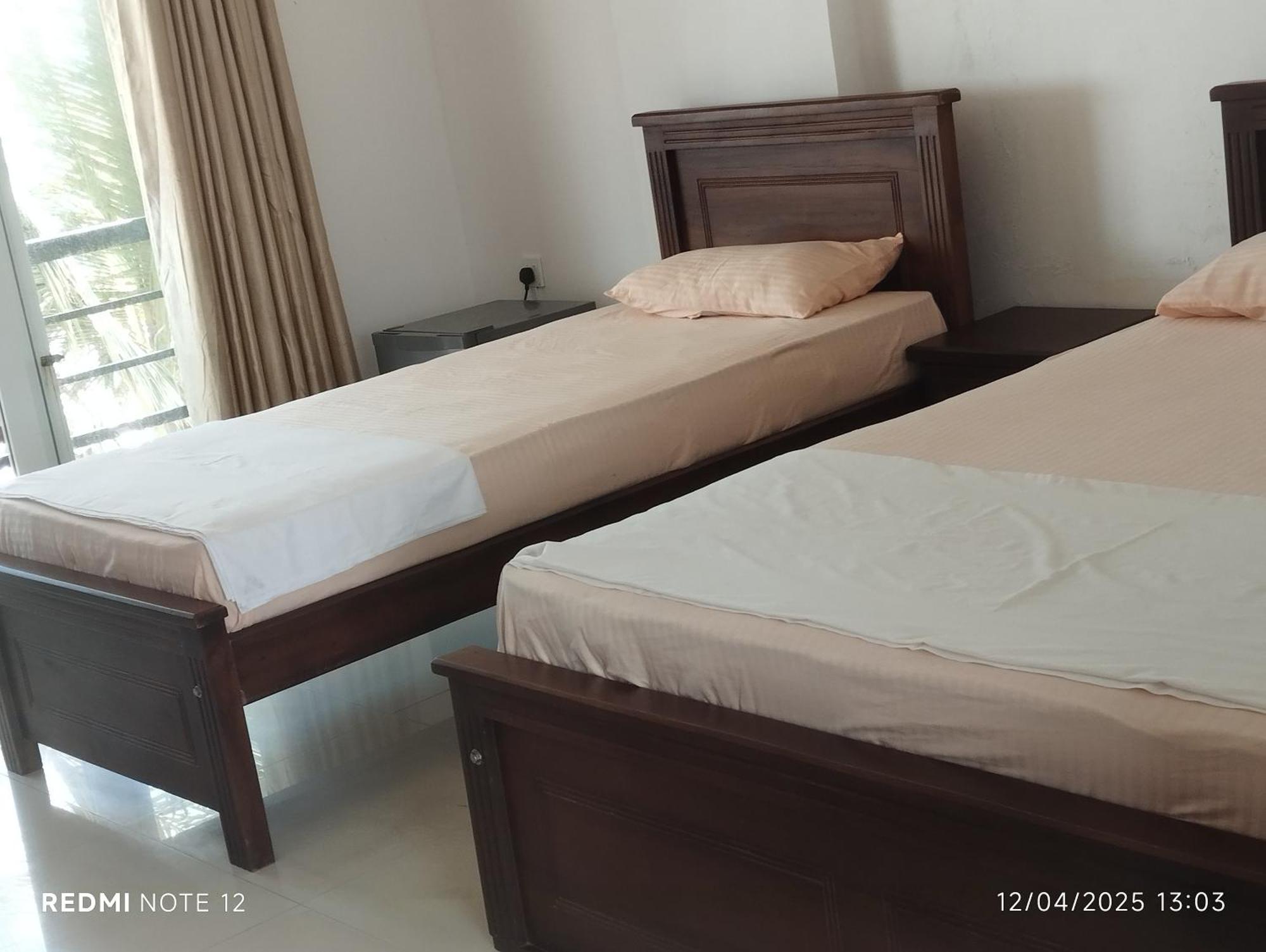 Ocean Edge Hikka Hotel Hikkaduwa Luaran gambar